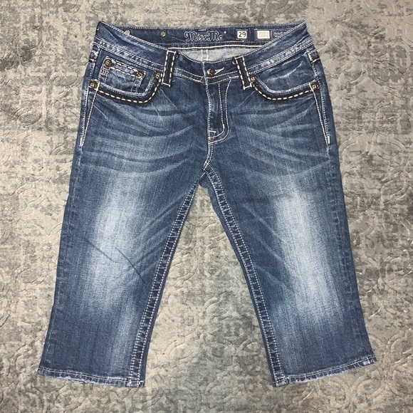 💫 3 for $15 - Miss Me Crop Jeans - Picture 1 of 5